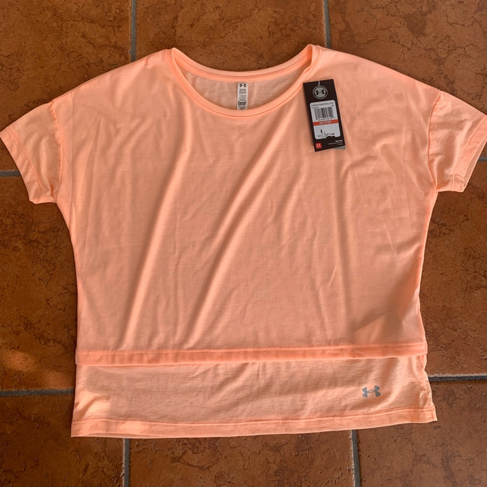 Under Armour Women’s short sleeve top, size XS